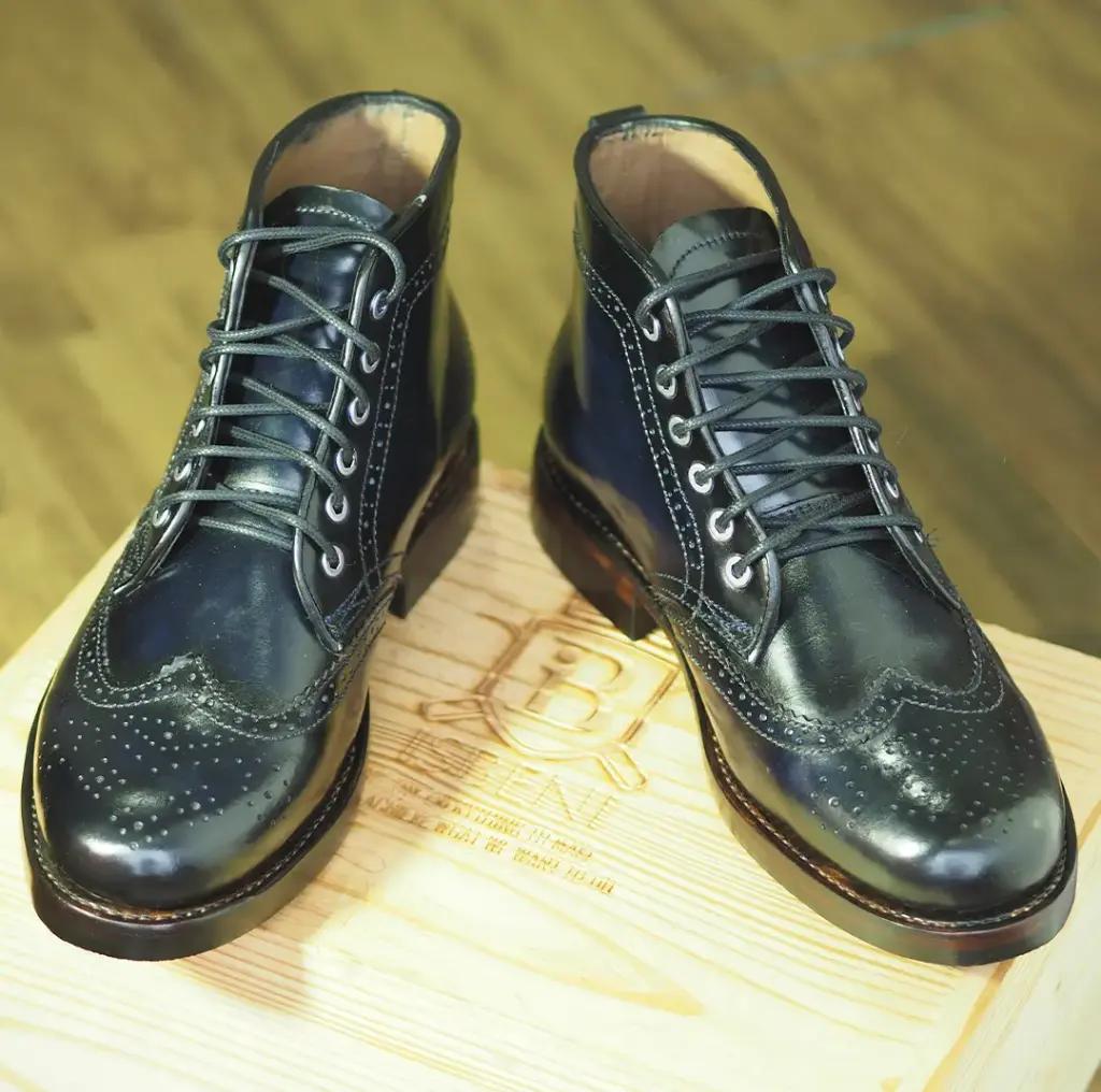 Azure Wingtip Boot - Luxury Heritage