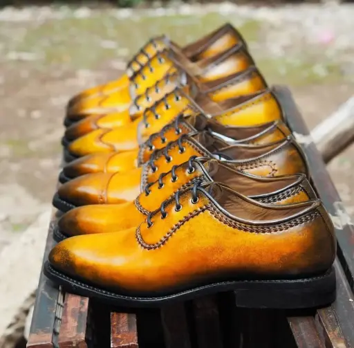 Ruby Adelaide Derby - Luxury Heritage